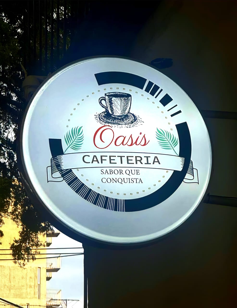 Logo exterior de Oasis